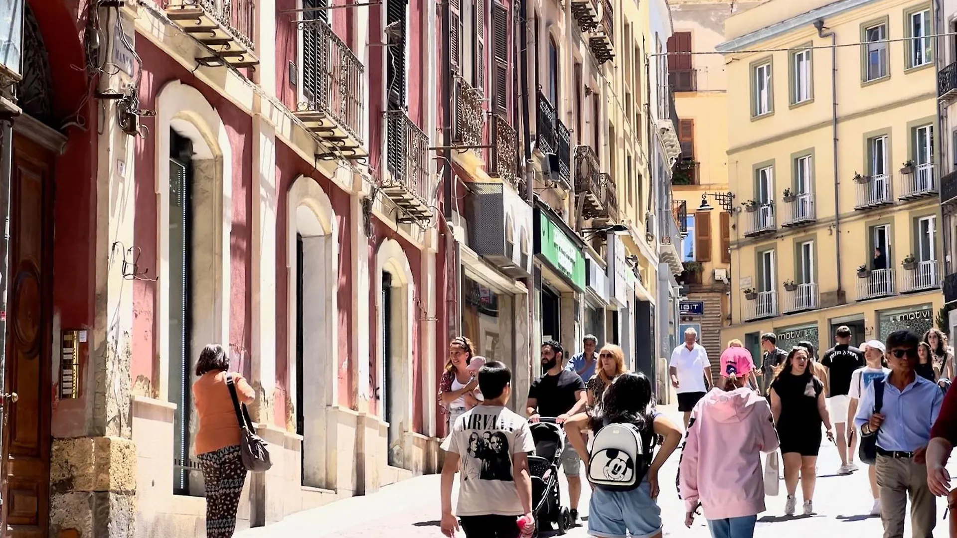 Suite Apartment In The City Centre Cagliari