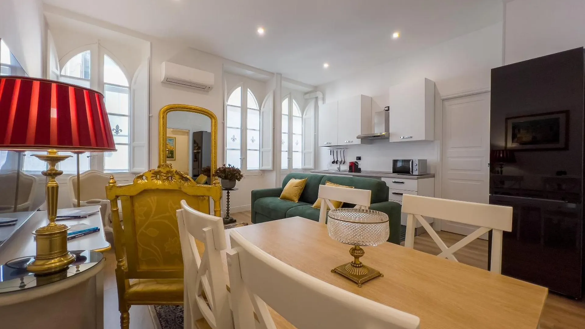 Suite Apartment In The City Centre Cagliari