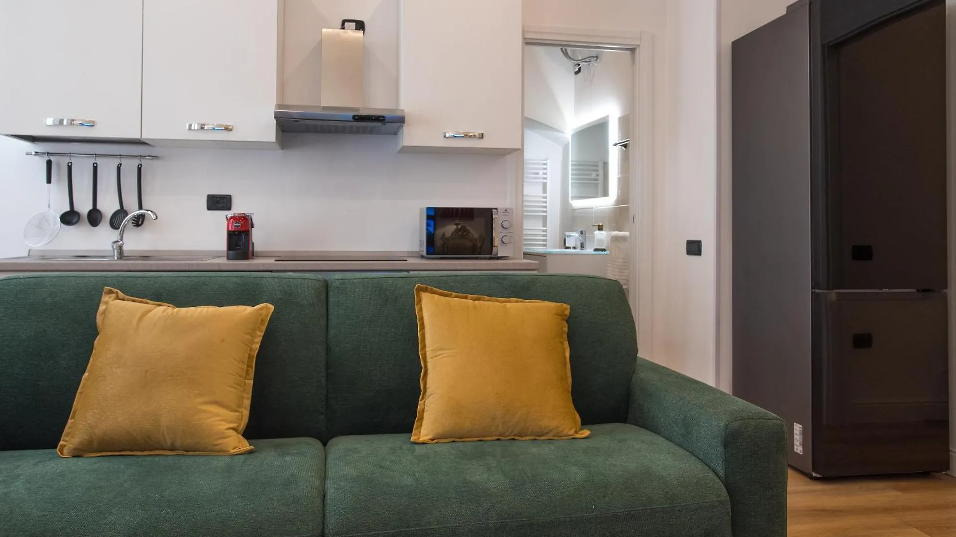 Suite Apartment In The City Centre Cagliari Italy